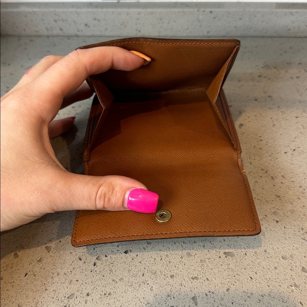 LOUIS VUITTON - Portefeuille Elise Monogram Compact Wallet - Picture 7 of 13